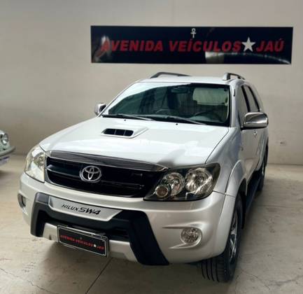 TOYOTA HILUX SW4 3.0 SRV 4X4 16V TURBO INTERCOOLER DIESEL 4P AUTOMÁTICO